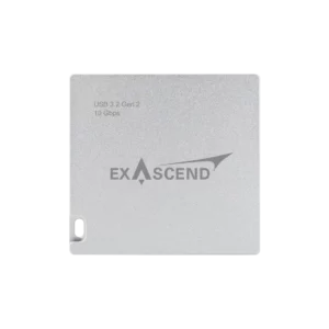Essential 4-in-1 – Multi-slot Card Reader (10 Gbps) front view